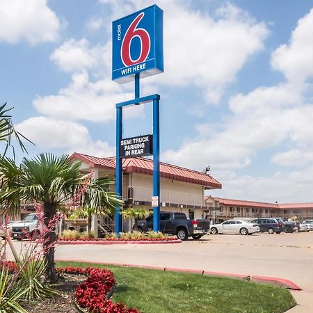 Motel 6-Mesquite, Tx - Rodeo - Convention Ctr Exteriör bild