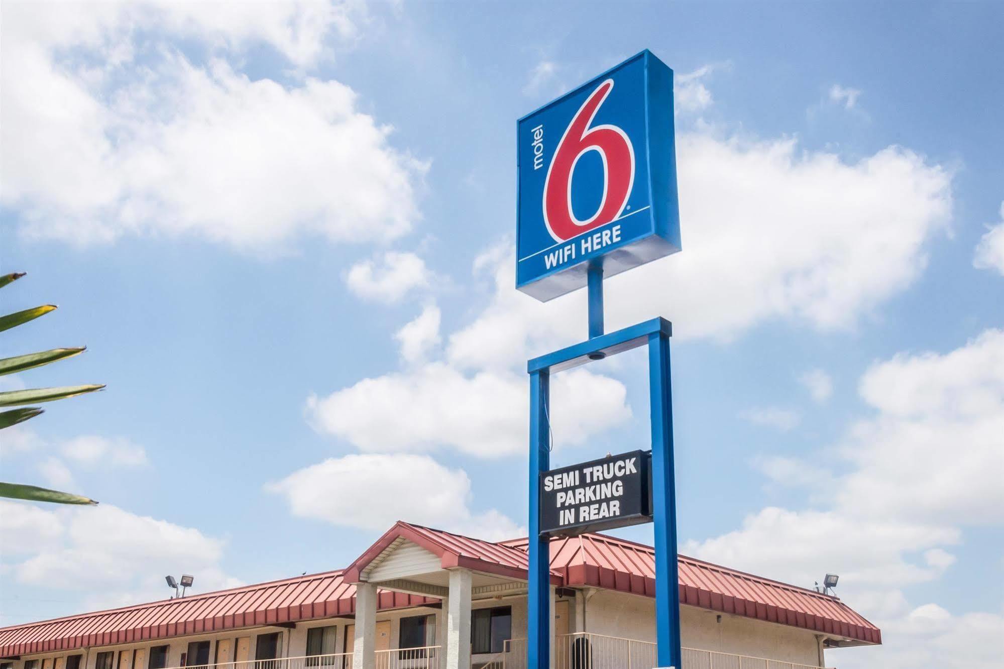 Motel 6-Mesquite, Tx - Rodeo - Convention Ctr Exteriör bild